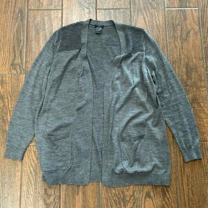Ann Taylor cardigan sweater woman’s small petite